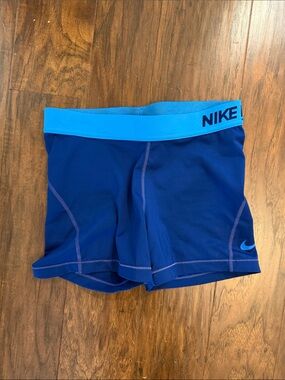 Women’s Nike Blue Athletic Biker Shorts Size M